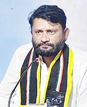 ಸಿದ್ದರಾಮಯ್ಯ ಕೆಳಗಿಳಿಸಿದರೆ ಕಾಂಗ್ರೆಸ್ ನಿರಾಕರಿಸುತ್ತೇವೆ- ರಮೇಶ