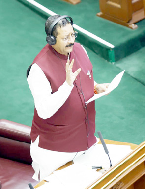 ನಾನು ಅಡ್ಜಸ್‌ಟ್‌‌ಮೆಂಟ್ ಗಿರಾಕಿ ಅಲ್ಲ: ಮೊದಲ ಸಾಲಿನಲ್ಲಿ ಕೂರಿಸಿ’