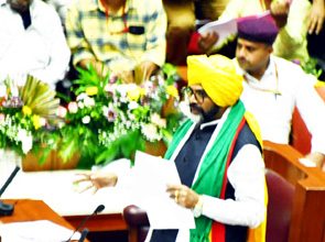 ಉತ್ತರದ ರೈತರ ಸಮಸ್ಯೆ, ಬೆಳೆ ಹಾನಿ ಬೆಂಬಲ ಬೆಲೆ ಕುರಿತು ಕಲಾಪ: ಆರೋಪ, ಪ್ರತ್ಯಾರೋಪ