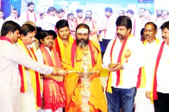 ಕರವೇ ಹೋರಾಟ, ಸಾಮಾಜಿಕ ಜವಾಬ್ದಾಾರಿ ಶ್ಲಾಾಘನೀಯ: ಪಾಲನಳ್ಳಿ ಶ್ರೀ ಬರುವ ಮಾರ್ಚ್‌ನೊಳಗೆ ಅದ್ದೂರಿಯಾಗಿ ಯಾದಗಿರಿ ಜಿಲ್ಲಾ ಉತ್ಸವ ಆಯೋಜನೆ: ಮಾಜಿ ಸಚಿವ ರಾಜೂಗೌಡ ಘೋಷಣೆ