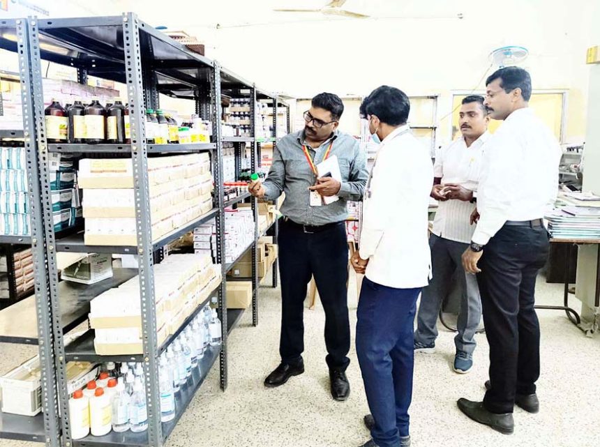 ಗ್ರಾಪಂ ಕಚೇರಿ, ಆಸ್ಪತ್ರೆಗೆ ಲೋಕಾಯುಕ್ತರ ದಿಢೀರ್ ಭೇಟಿ ದಾಖಲೆ ಪರಿಶೀಲನೆ