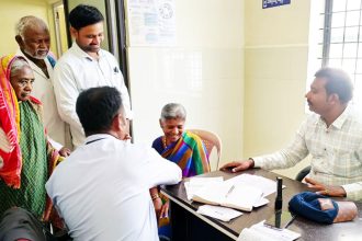 ತೋರಣದಿನ್ನಿ: ಉಚಿತ ಕಣ್ಣಿನ ತಪಾಸಣೆ ಶಿಬಿರ