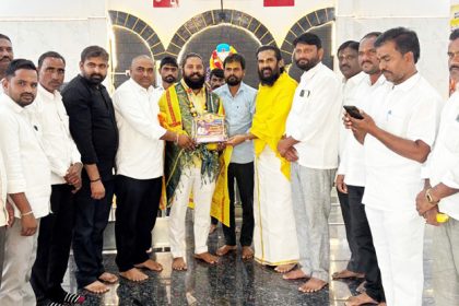 ಅರಳಿಬೆಂಚಿ ಸರ್ಕಾರಿ ಶಾಲೆಗೆ ಜಾಗ ಮಂಜೂರು, ಮಲ್ಲಿಕಾರ್ಜುನ ಗೌಡಗೆ ಸನ್ಮಾನ