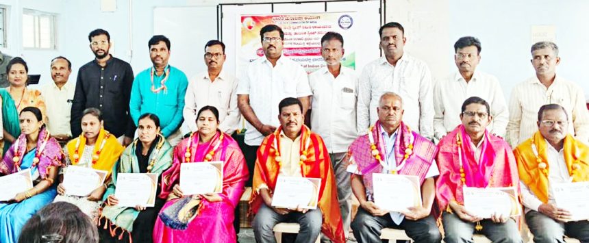 ರಾಷ್ಟ್ರೀಯ ಮತದಾರರ ದಿನಾಚರಣೆ ಸನ್ಮಾನ ಹಾಗೂ ಪ್ರತಿಜ್ಞಾ ವಿಧಿ ಬೋಧನೆ