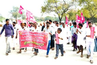 ಎಐಸಿಸಿಟಿಯು ಮುಖಂಡ ನಾಗರಾಜ್ ಪೂಜಾರ್ ಆಗ್ರಹ ವಿಬಿಜಿ ರಾಮಜಿ ಕಾಯ್ದೆ ಕೇಂದ್ರ ವಾಪಸ್ ಪಡೆಯಲಿ