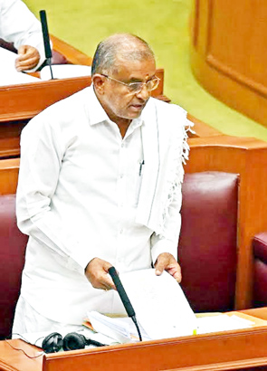 ಸಾವಿರ ಅಡಿ ಆಳ ಬೊರ್ವೆಲ್ ಕೊರೆದರೂ ನೀರು ಸಿಗುತ್ತಿಲ್ಲ ಮೂಗನಹುಂಡಿ ಏತ ನೀರಾವರಿ ಯೋಜನೆ ಜಾರಿಗೆ ಜಿ. ಟಿ ದೇವೇಗೌಡ ಆಗ್ರಹ