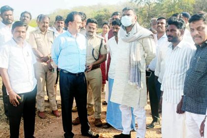 ಯತಗಲ್ : ಉದ್ದೇಶಿತ ಎಸ್.ಟಿ.ಹಾಸ್ಟೆಲ್ ಸ್ಥಳ ಪರಿಶೀಲಿಸಿದ ಶಾಸಕರು