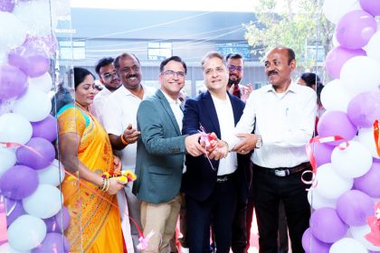 ಲಿವ್ಪೂೆ ್ಯನರ್ ಭೌತಿಕ ರೀಟೇಲ್ ಮಾರುಕಟ್ಟೆ ವಿಸ್ತರಣೆ