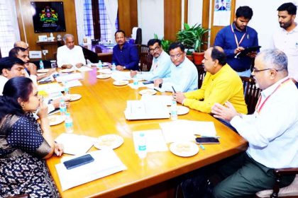 ವಿವಿಧ ಇಲಾಖೆ ಅಧಿಕಾರಿಗಳ ಸಭೆ ನಡೆಸಿದ ಸಣ್ಣ ನೀರಾವರಿ ಸಚಿವ ಎನ್.ಎಸ್.ಭೋಸರಾಜು ರಾಜ್ಯದ ಕೆರೆಗಳ ಮಾಲೀಕತ್ವ ವರ್ಗೀಕರಣಕ್ಕೆ ಸೂಚನೆ