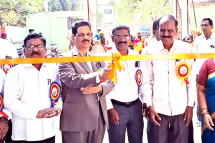 ಕಲಾ ಸಂಕುಲ ಸಂಸ್ಥೆಯಿಂದ ಪುಸ್ತಕ ಸಂತೆಗೆ ಚಾಲನೆ ಪುಸ್ತಕಗಳಿಂದ ಮಕ್ಕಳಲ್ಲಿ ಉತ್ತಮ ಸಂಸ್ಕಾರ ಕಲಿಕೆ ಸಾಧ್ಯ – ಪ್ರೊ.ಕೆಳಗಿನಮನಿ