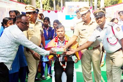 ಸಂಚಾರ ನಿಯಮ ಜಾಗೃತಿ ಲಕಗಳ ಕೊಡುಗೆ, ಸನ್ಮಾನ