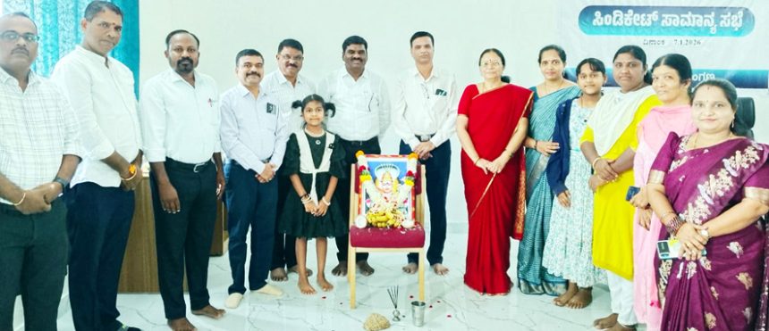 ವಾಲ್ಮೀಕಿ ವಿವಿಯ ಇತಿಹಾಸ ಅಧ್ಯಯನ ವಿಭಾಗದಲ್ಲಿ ಸ್ವಾಗತ ಕಾರ್ಯಕ್ರಮ ಜ್ಞಾನ, ಸಂಶೋಧನೆಗೆ ಸ್ನಾತಕೋತ್ತರ ಪದವಿ ಅಗತ್ಯ : ಡಾ.ಎ.ಚನ್ನಪ್ಪ