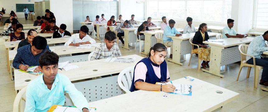 ಗುರುಕುಲದಲ್ಲಿ ಗೋಲ್ಡನ್ ಸ್ಕಾಾಲರ್‌ಶಿಪ್ ಪ್ರವೇಶ ಪರೀಕ್ಷೆ : 1207 ಮಕ್ಕಳು ಪರೀಕ್ಷೆಗೆ ಹಾಜರು