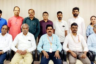 ವಿಕಾಸ ಬ್ಯಾಾಂಕ್ ಆಡಳಿತ ಮಂಡಳಿಗೆ ಅಧ್ಯಕ್ಷರಾಗಿ ವಿಶ್ವನಾಥ ಹಿರೇಮಠ ಅವಿರೋಧ ಆಯ್ಕೆ