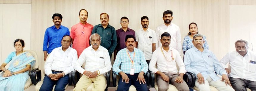 ವಿಕಾಸ ಬ್ಯಾಾಂಕ್ ಆಡಳಿತ ಮಂಡಳಿಗೆ ಅಧ್ಯಕ್ಷರಾಗಿ ವಿಶ್ವನಾಥ ಹಿರೇಮಠ ಅವಿರೋಧ ಆಯ್ಕೆ