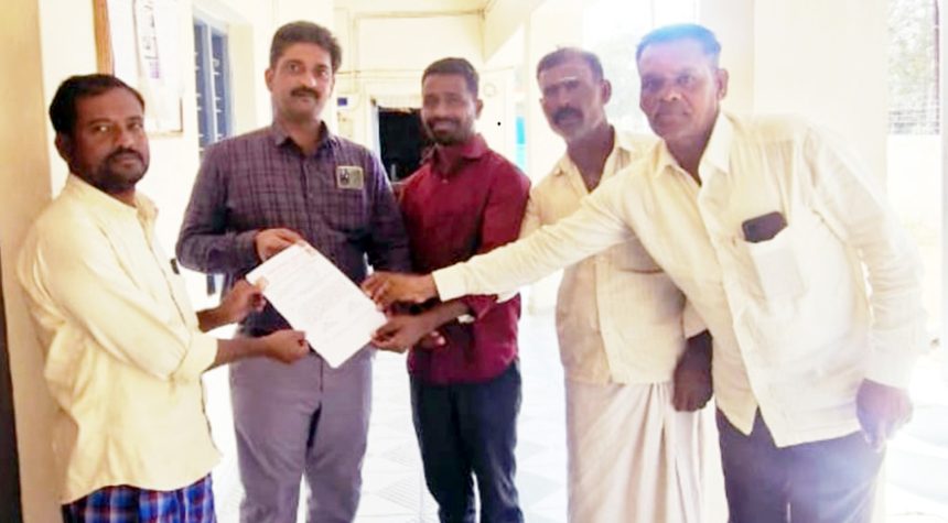 ವಿದ್ಯುತ್ ಪರಿವರ್ತಕ ಸ್ಥಳಾಂತರಿಸಲು ಒತ್ತಾಯ