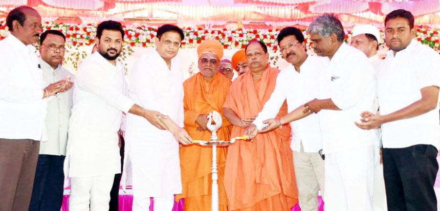 ಶ್ರೀ ಗುರುಸಿದ್ಧ ಮಹಾಸ್ವಾಮಿಗಳ ಜೀವನ ಚರಿತ್ರೆ ಕೃತಿ ಲೋಕಾರ್ಪಣೆ ಸೊನ್ನ ಮಠದ ಮೂಲಸೌಕರ್ಯ ಅಭಿವೃದ್ಧಿಗೆ 1 ಕೋಟಿ ಅನುದಾನ : ಡಾ.ಅಜಯ ಸಿಂಗ್