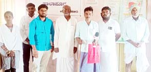 ಹಾಲಾಪುರ ನಾಡ ಕಚೇರಿಯಲ್ಲಿ ಅಧಿಕಾರಿಗಳ ಗೈರು : ಸಾರ್ವಜನಿಕರ ಆಕ್ರೋಶ