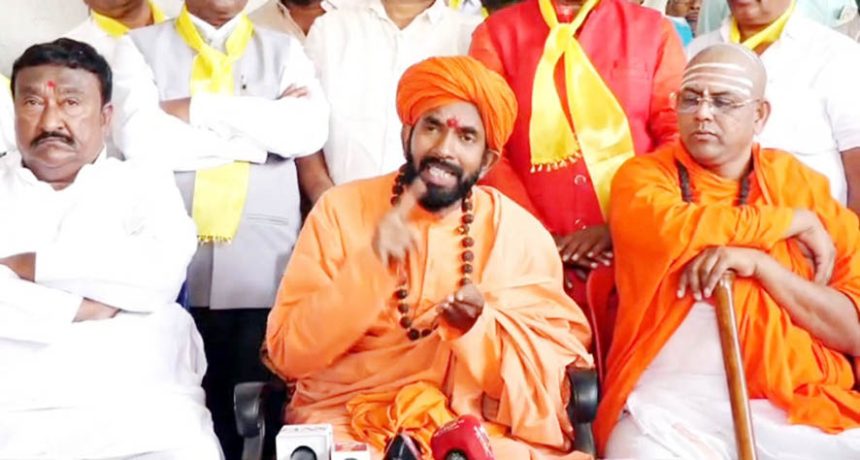 ಸರ್ಕಾರ ಕಣ್ಣಿದ್ದು ಕುರುಡಾಗಿದೆ- ಪ್ರಣವಾನಂದ ಸ್ವಾಮಿ