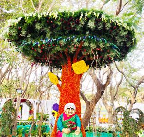 ಗಮನ ಸೆಳೆಯುತ್ತಿರುವ ಗವಿಮಠದ ಜಾತ್ರೆಯಲ್ಲಿ ಲಪುಷ್ಪ ಪ್ರದರ್ಶನ