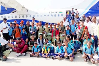 ಮಕ್ಕಳೊಂದಿಗೆ ಮಗುವಾದ ಸಂತೋಷ್ ಲಾಡ್