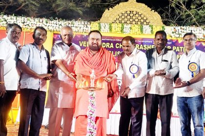 ಹಿಂದೂ ಧರ್ಮದ ಸಂಸ್ಕೃತಿ, ಸಂಪ್ರದಾಯ ಮಕ್ಕಳಿಗೆ ಕಲಿಸಿ- ಡಾ. ಚೆನ್ನಬಸವ ಶಿವಾಚಾರ್ಯರು