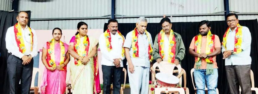 ಕೊಡಲ್ಲ ಅಂದ್ರ ಕೊಡಲ್ಲ ನಾಟಕ ಪ್ರದರ್ಶನ