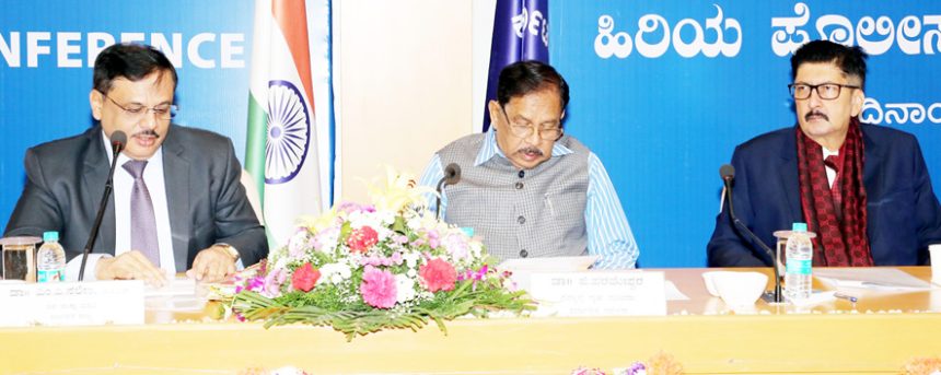 ಹಿರಿಯ ಪೊಲೀಸ್ ಅಧಿಕಾರಿಗಳ ಸಭೆಯಲ್ಲಿ ಗೃಹ ಸಚಿವ ಎಚ್ಚರಿಕೆ ಪೊಲೀಸರು ಸಮಾಜಘಾತುಕ ಶಕ್ತಿಗಳೊಂದಿಗೆ ಸೇರುವುದನ್ನು ಸಹಿಸುವುದಿಲ್ಲ