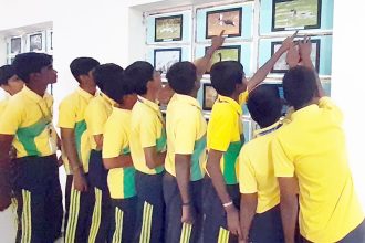 ಎರಡು ದಿನಗಳ ಹಾರಾಡುವ ಬೆಳದಿಂಗಳ ಯಾನ ಸಂಪನ್ನ ಪಕ್ಷಿಗಳ ಪೋಟೊ ಲೋಕದಲ್ಲಿ ವಿಹರಿಸಿದ ಮಕ್ಕಳು – ಪಾಲಕರು