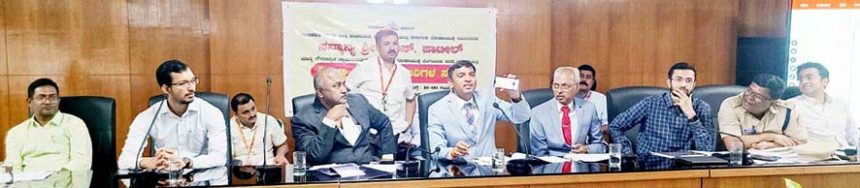 ಅಧಿಕಾರಿ, ಸಿಬ್ಬಂದಿಗಳಲ್ಲಿ ಶಿಸ್ತೇ ಇಲ್ಲ – ಶ್ರೀನಾಥ ಅಸಮಾಧಾನ