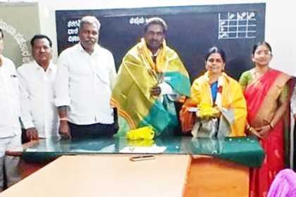 ನೌಕರರ ಗೃಹ ನಿರ್ಮಾಣ ಸಹಕಾರ ಸಂಘದ ಚುನಾವಣೆ ಮೂರನೇ ಬಾರಿ ಅಧ್ಯಕ್ಷರಾಗಿ ನಾಗರೆಡ್ಡಿ ಹಂಚಿನಾಳ