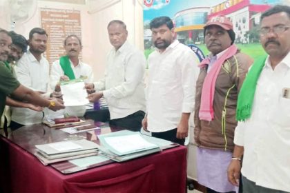 ರೈತ ಸಂಘದಿಂದ ಮನವಿ ಯರ್ರಗುಂಟಾ, ಮಾಮಿಡದೊಡ್ಡಿ, ಕೊರ್ತಕುಂದಾಕ್ಕೆ ಬಸ್ ಓಡಿಸಲು ಒತ್ತಾಯ