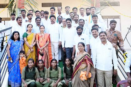 ತುರುಕನಡೋಣಿಯಲ್ಲಿ ಸರ್ಕಾರಿ ಪ್ರೌೌಢಶಾಲೆ ಉದ್ಘಾಟನೆ – ಕುಡಿಯುವ ನೀರಿಗಾಗಿ ಕೆರೆ ನಿರ್ಮಾಣದ ಭರವಸೆ ಶೈಕ್ಷಣಿಕ ಪ್ರಗತಿ, ಸೌಕರ್ಯಗಳಿಗೆ ಅನುದಾನ ಒದಗಿಸುವೆ-ದದ್ದಲ್