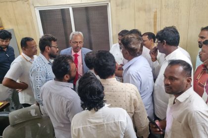 ಮಹಾನಗರ ಪಾಲಿಕೆಗೆ ಲೋಕಾಯುಕ್ತರ ತಂಡ, ರಾತ್ರಿಿವರೆಗೂ ಪರಿಶೀಲನೆ ಕಡತ, ಅರ್ಜಿ ಅಸಮರ್ಪಕ ವಿಲೇವಾರಿಗೆ ತಪರಾಕಿ