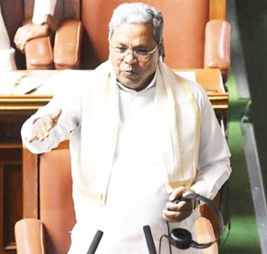 ಸದನಕ್ಕೆ ಸ್ಪಷ್ಟನೆ ನೀಡಿದ ಮುಖ್ಯಮಂತ್ರಿ ಸಿದ್ದರಾಮಯ್ಯ ನಮ್ಮ ಸರ್ಕಾರ ಯಾರ ೆನ್ ಟ್ಯಾಾಪ್ ಮಾಡುವುದಿಲ್ಲ