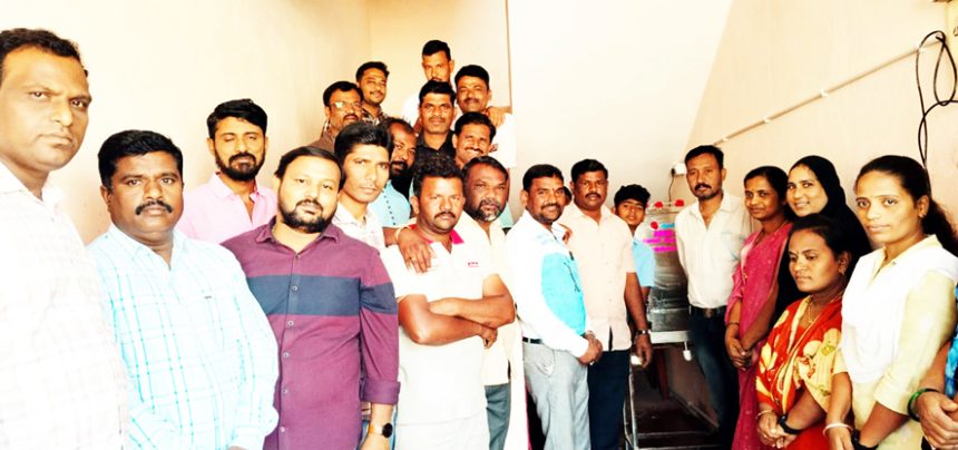 ಸಿರವಾರ : ಸರಕಾರಿ ಶಾಲೆಗೆ ಹಳೆಯ ವಿದ್ಯಾರ್ಥಿಗಳಿಂದ ಶುದ್ಧ ನೀರು ಘಟಕ ಸಮರ್ಪಣೆ