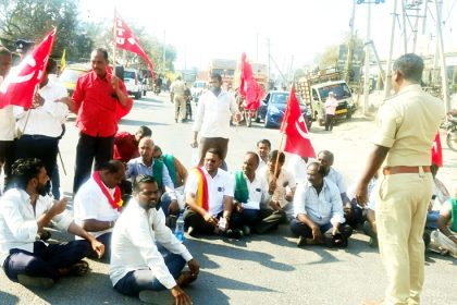 ಗ್ರಾಮಾಂತರ ಕ್ಷೇತ್ರದ ವಿವಿಧೆಡೆ ರಸ್ತೆ ತಡೆ, ಮುಷ್ಕರ