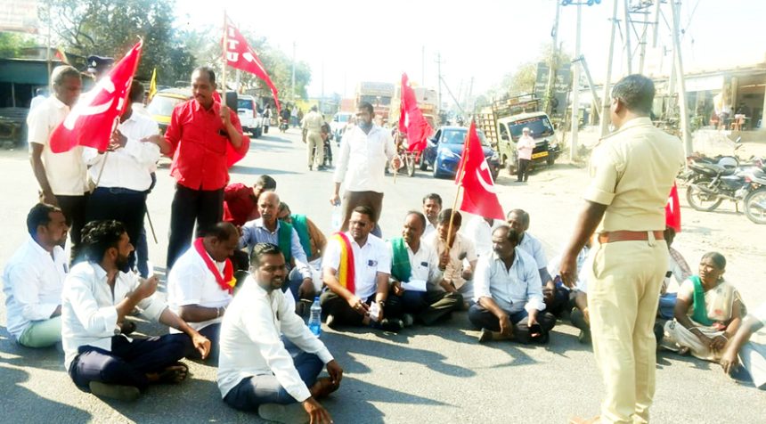 ಗ್ರಾಮಾಂತರ ಕ್ಷೇತ್ರದ ವಿವಿಧೆಡೆ ರಸ್ತೆ ತಡೆ, ಮುಷ್ಕರ