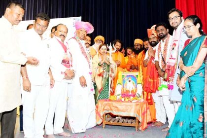 ಸಂತ ಶ್ರೀ ಸೇವಾಲಾಲ ಮಹಾರಾಜರ ಜಯಂತಿ ಆಚರಣೆ ಬಂಜಾರ ಸಮಾಜದ ಅಭಿವೃದ್ಧಿಗೆ ಒಂದಾಗಿ ಶ್ರಮಿಸಬೇಕು : ಮತ್ತಿಮಡು