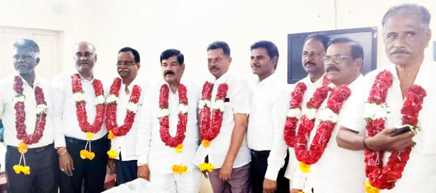 ಆಫೀಸರ‌್ಸ ಸಿಟಿಜನ್ಸ ರಿಕ್ರಿಯೇಷನ್ ಕ್ಲಬ್ ಚುನಾವಣೆ ಕಾರ್ಯದರ್ಶಿಯಾಗಿ ಸೋಮಶೇಖರ ವಕೀಲ ಸೇರಿ 10 ಜನ ಆಯ್ಕೆ