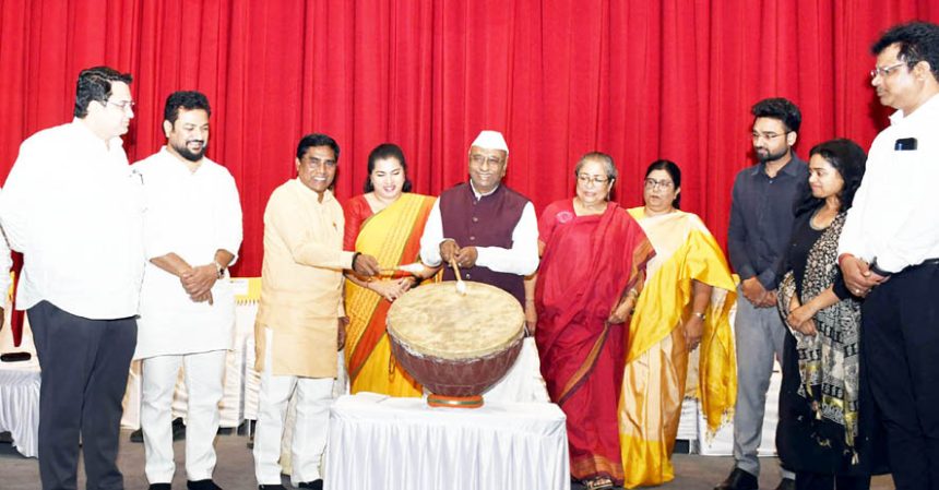 ಕಲಬುರಗಿ ನಾಟಕೋತ್ಸವಕ್ಕೆ ಚಾಲನೆ ಕಲೆ-ಸಂಗೀತಕ್ಕೆ ಕರ್ನಾಟಕ ಹೆಸರುವಾಸಿ, ಸರ್ಕಾರ ಪ್ರೋತ್ಸಾಹಿಸಬೇಕಿದೆ – ಎಂ.ವೈ.ಪಾಟೀಲ