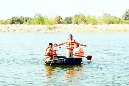 ಖೈರವಾಡಗಿ : ಈಜಲು ಹೋದ ಯುವಕ ನೀರುಪಾಲು : ಮುಂದುವರಿದ ಶೋಧ ಕಾರ್ಯ