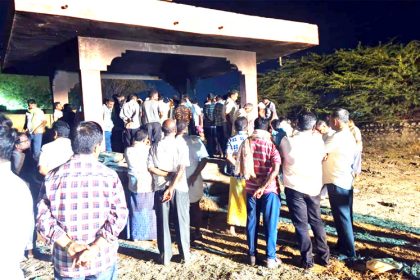 ಮಸ್ಕಿ ಬೆಳಕಿಲ್ಲದ ಸ್ಮಶಾನ..! ಬೆಳಕು ಕೊಡುವವರು ಯಾರಯ್ಯ? ರಾತ್ರಿಯ ವೇಳೆ ಕಗ್ಗತ್ತಲು ; ದೀಪಗಳು ಇಲ್ಲದೆ ಶವಸಂಸ್ಕಾರಕ್ಕೆ ಸಾರ್ವಜನಿಕರ ಪರದಾಟ