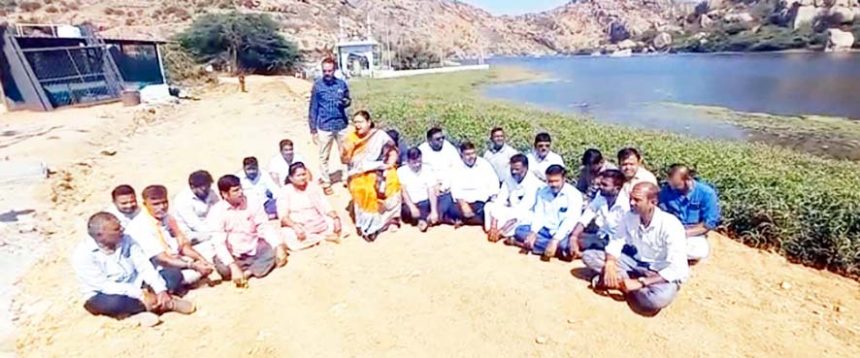 ಹುಲಿಕೇರಿ ಒತ್ತುವರಿ ; ಬಿಜೆಪಿ ಹೋರಾಟ, ಕಾಮಗಾರಿ ಸ್ಥಗಿತ