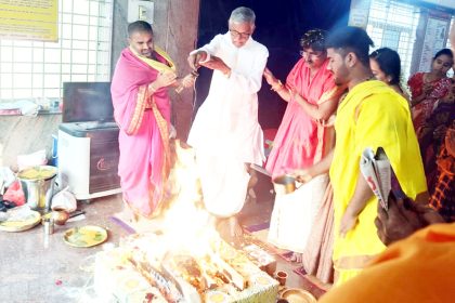 ಶ್ರೀ ಗುರುರಾಯರ ಅಷ್ಟಾಕ್ಷರ ಹೋಮ ಸಿಂಧನೂರಿನಲ್ಲಿ ವಿಜೃಂಭಣೆಯಿಂದ ನಡೆದ ವರ್ಧಂತಿ ಉತ್ಸವ