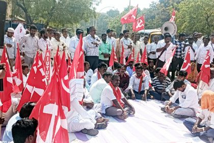 ದೇವದುರ್ಗದಲ್ಲಿ ಸಾರ್ವತ್ರಿಕ ಬೆಂಬಲಿಸಿ ಬೃಹತ್ ಪ್ರತಿಭಟನೆ