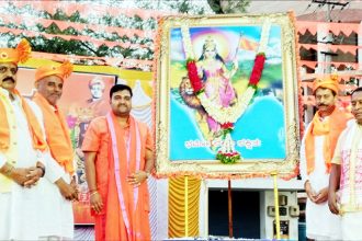 ಬೃಹತ್ ಹಿಂದೂ ಜಾಗೃತ ಸಮ್ಮೇಳನ ಕಾರ್ಯಕ್ರಮ ಭಾರತ ಜಗತ್ತಿನ ಆಶಾ ಕಿರಣವಾಗಬೇಕು: ಮನೋಹರ್ ಮಠದ