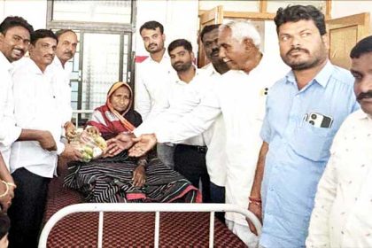 ಡಿಸಿಸಿ ಬ್ಯಾಾಂಕ್ ನಿರ್ದೇಶಕ ಬಸವರಾಜ ಪಾಟೀಲ ಹುಟ್ಟುಹಬ್ಬ ಹಣ್ಣು ಹಂಪಲು ವಿತರಣೆ, ಪೌರ ಕಾರ್ಮಿಕರಿಗೆ ಸನ್ಮಾನ