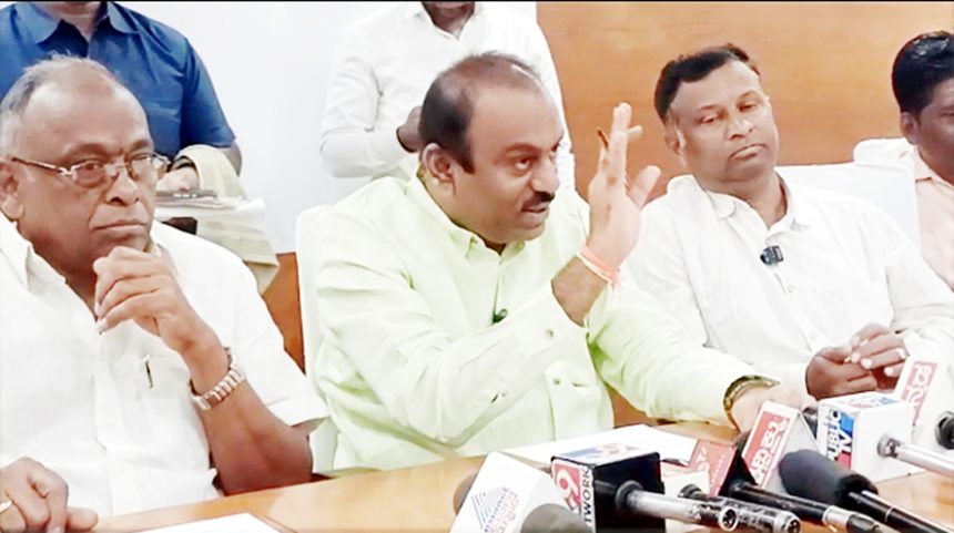 ೆ. 15 ರಂದು ಅದ್ದೂರಿ ಶಿವರಾತ್ರಿ ಉತ್ಸವ ರಾಜಶೇಖರ ಹಿಟ್ನಾಳ