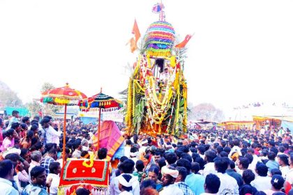 ವಿಜೃಂಭಣೆಯಿಂದ ಜರುಗಿದ ನೀರಮಾನ್ವಿ ಶ್ರೀ ಯಲ್ಲಮ್ಮದೇವಿ ರಥೋತ್ಸವ